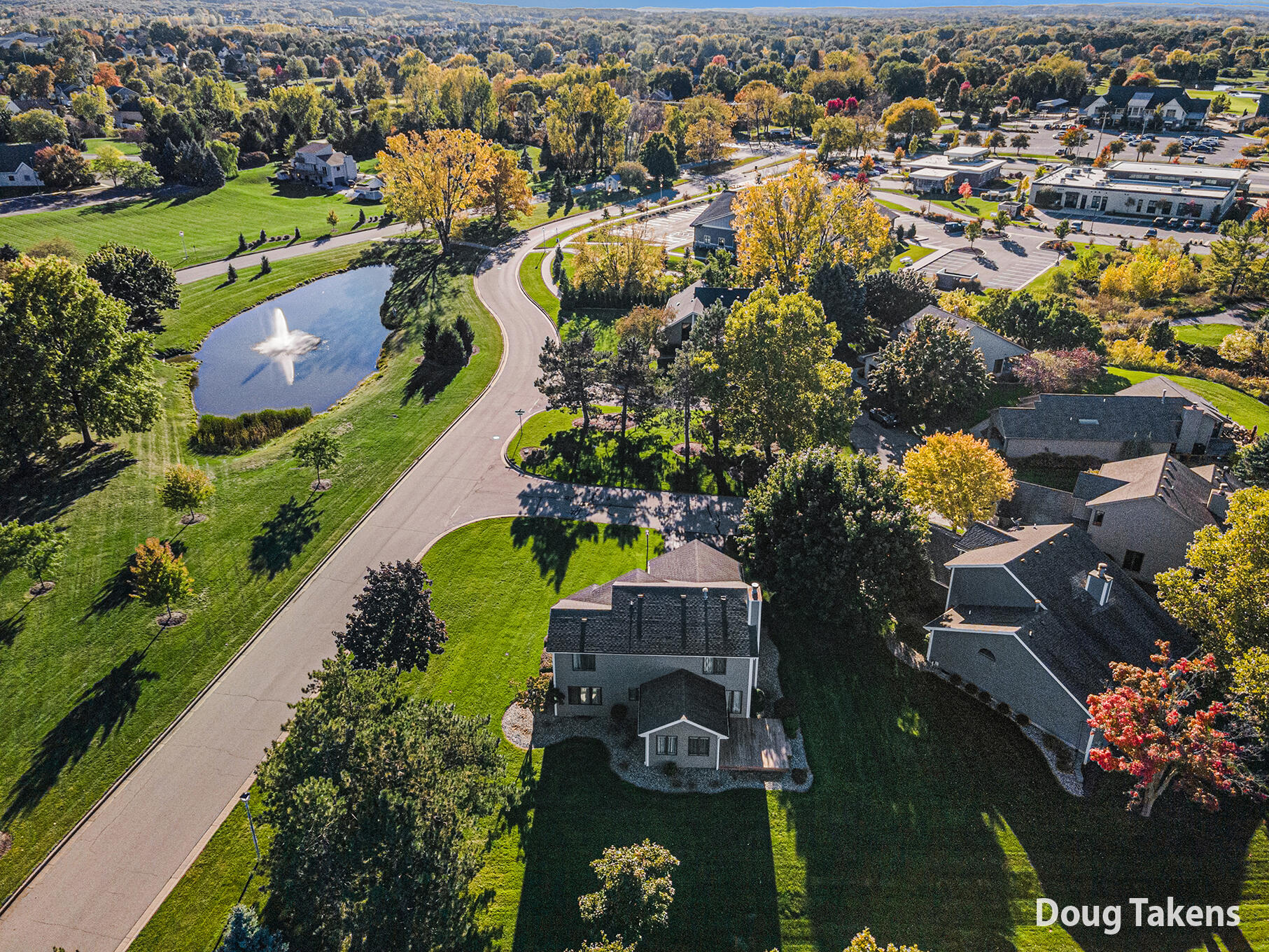 1729 Fountainview Court SE