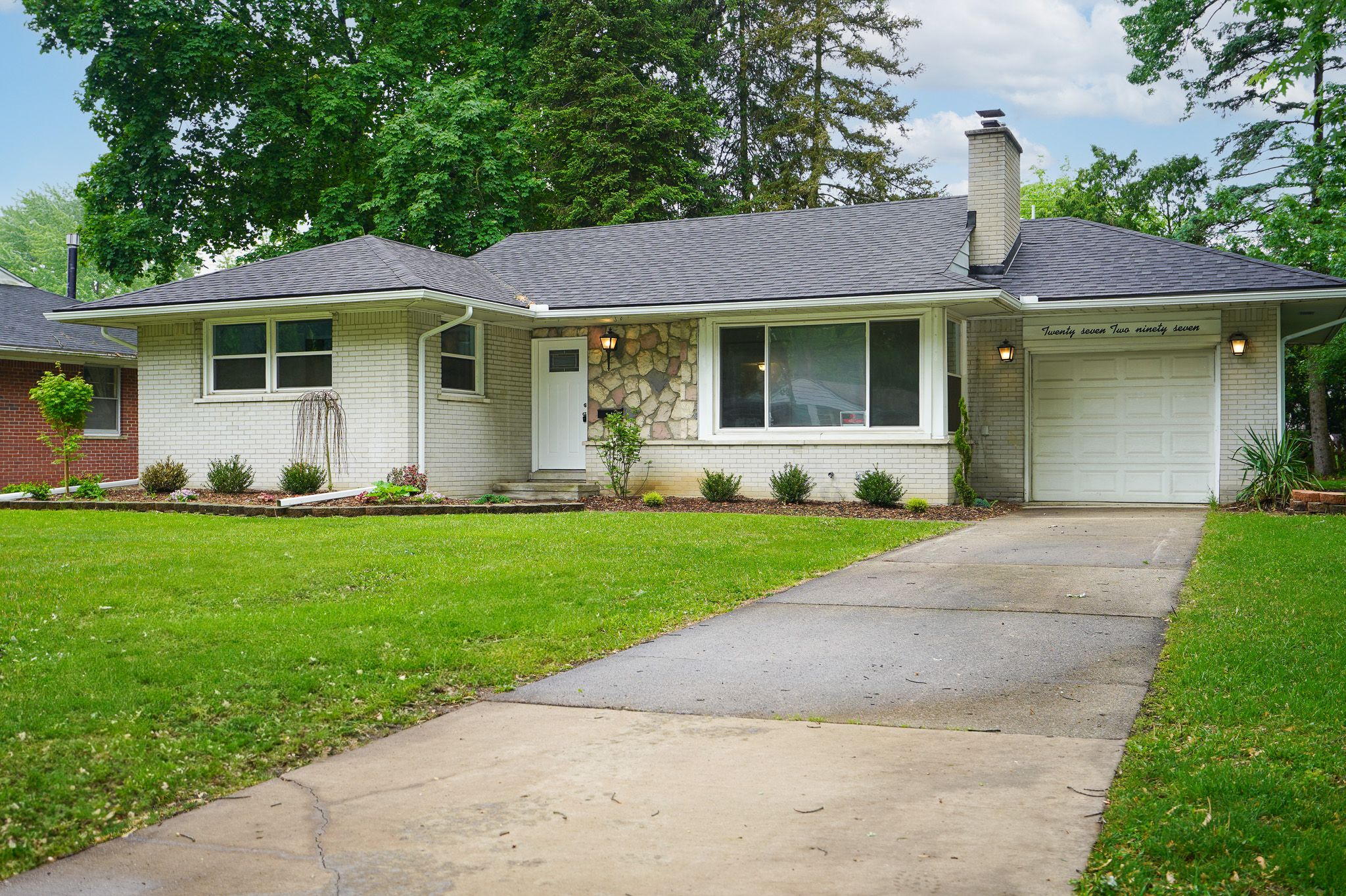 27297 LEXINGTON Parkway