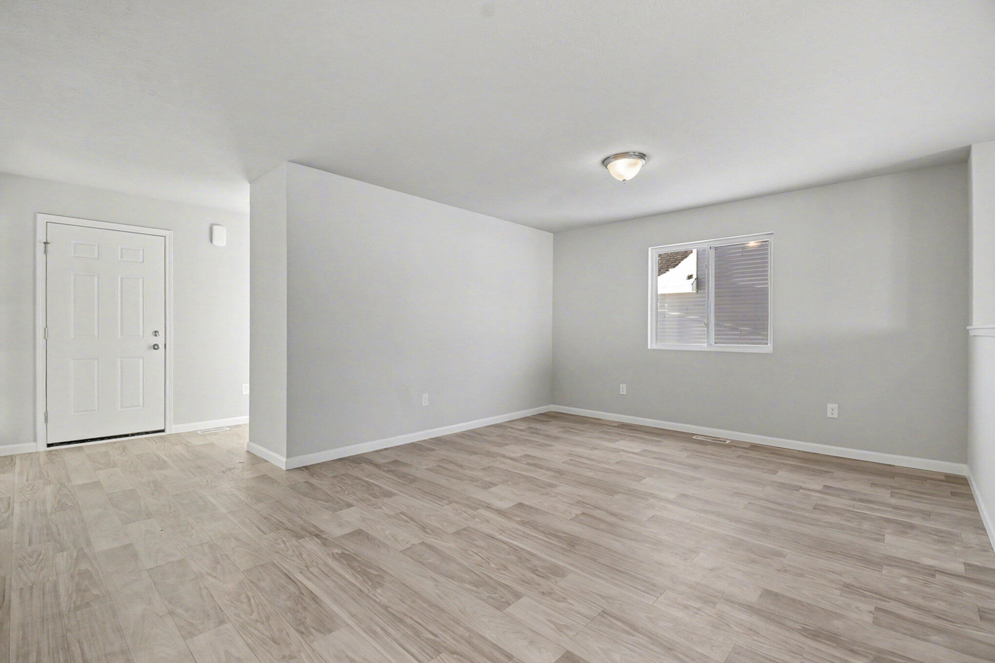 7260 Mammoth Court SE