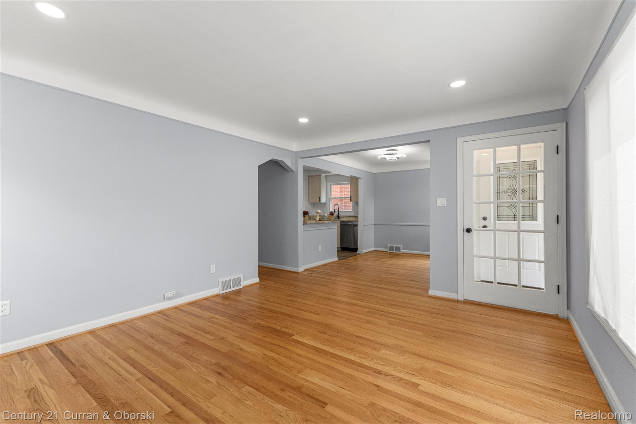 8276 Riverview Street