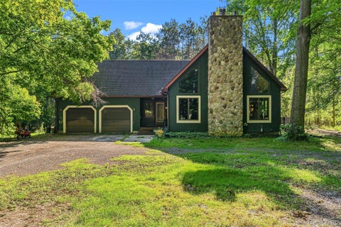 Photo of 3195 Emery Lane, Hadley Township, MI 48455 (MLS # 20261065930)