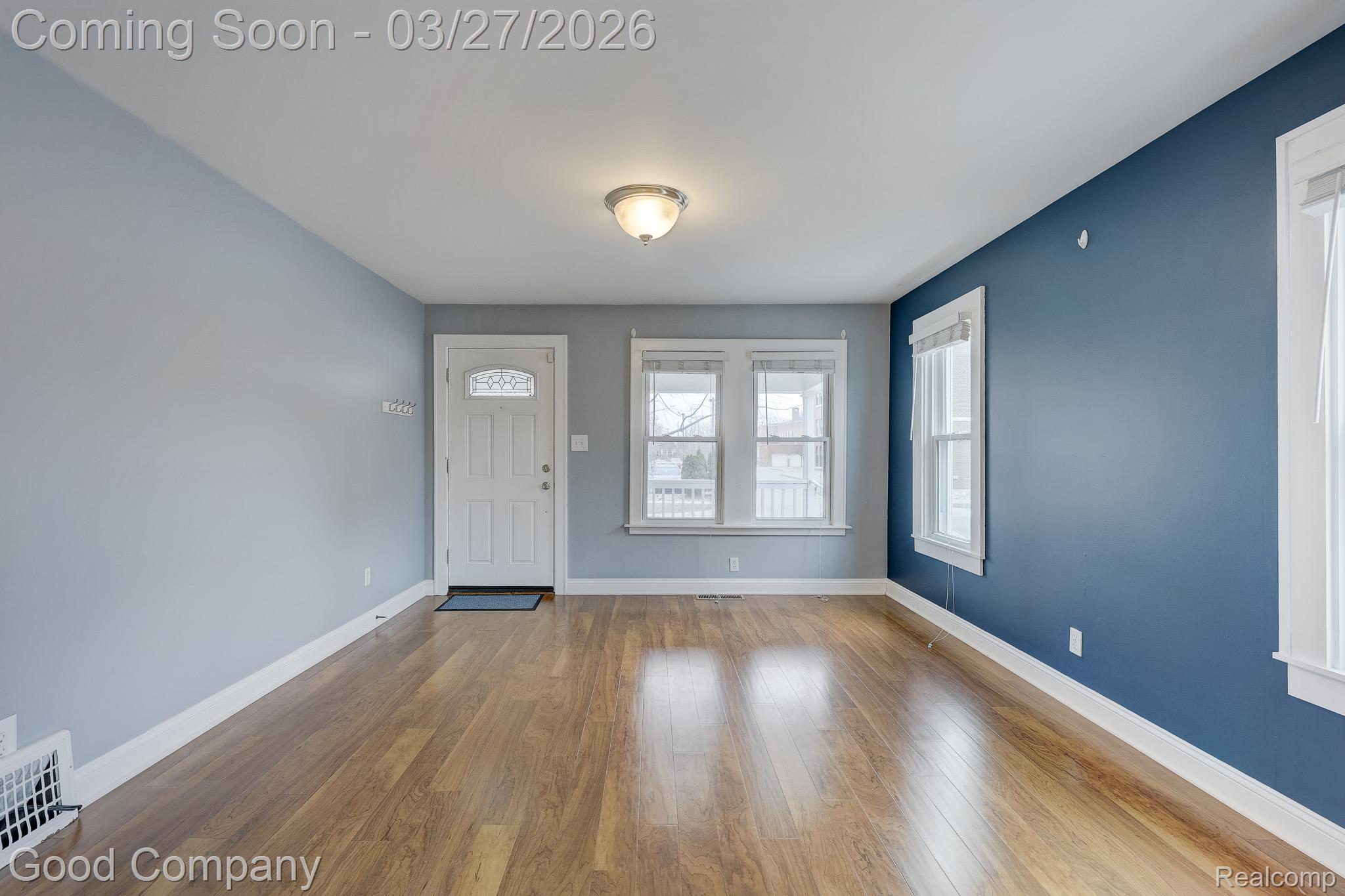 265 W Hazelhurst Street