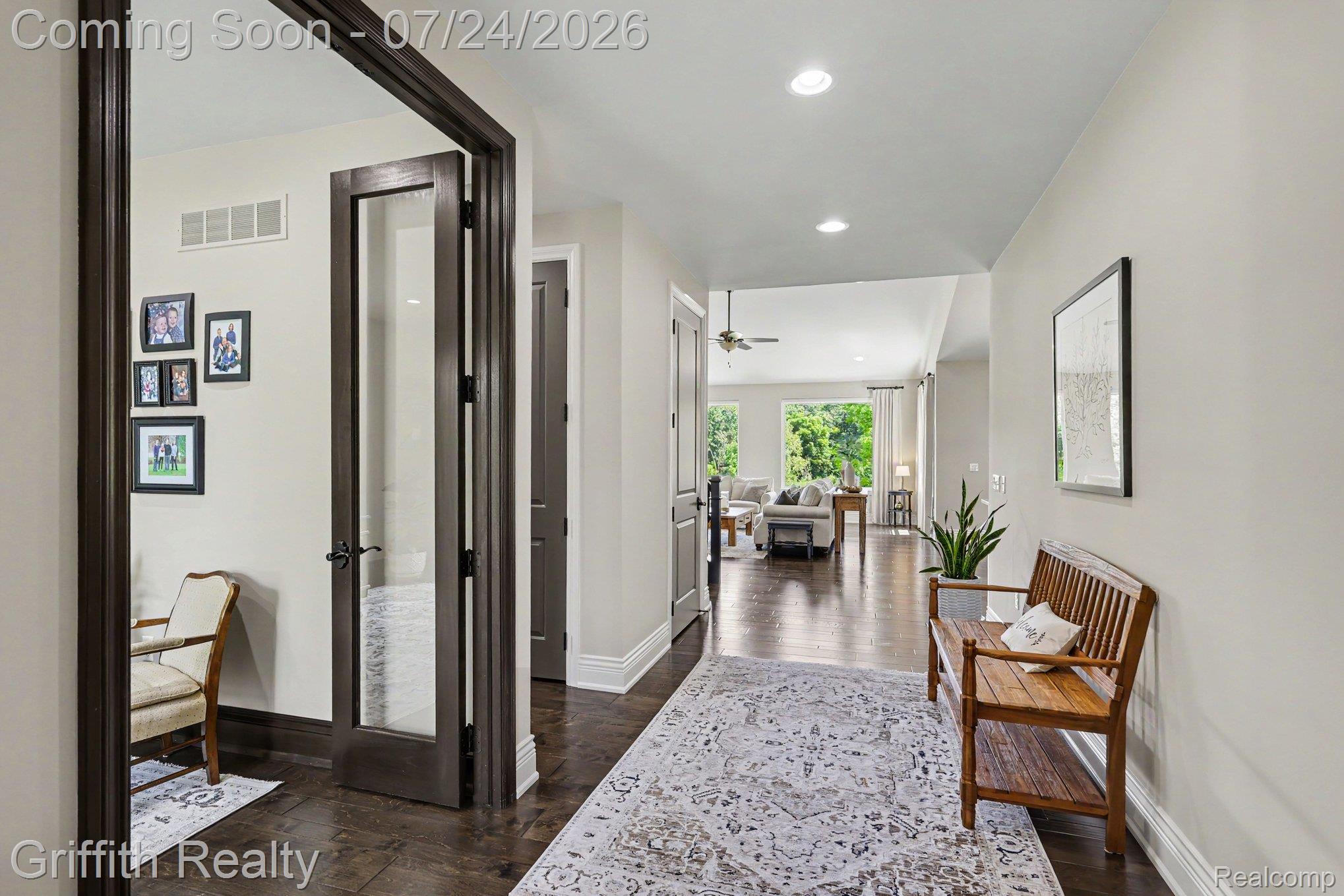 3915 Honors Bluff
