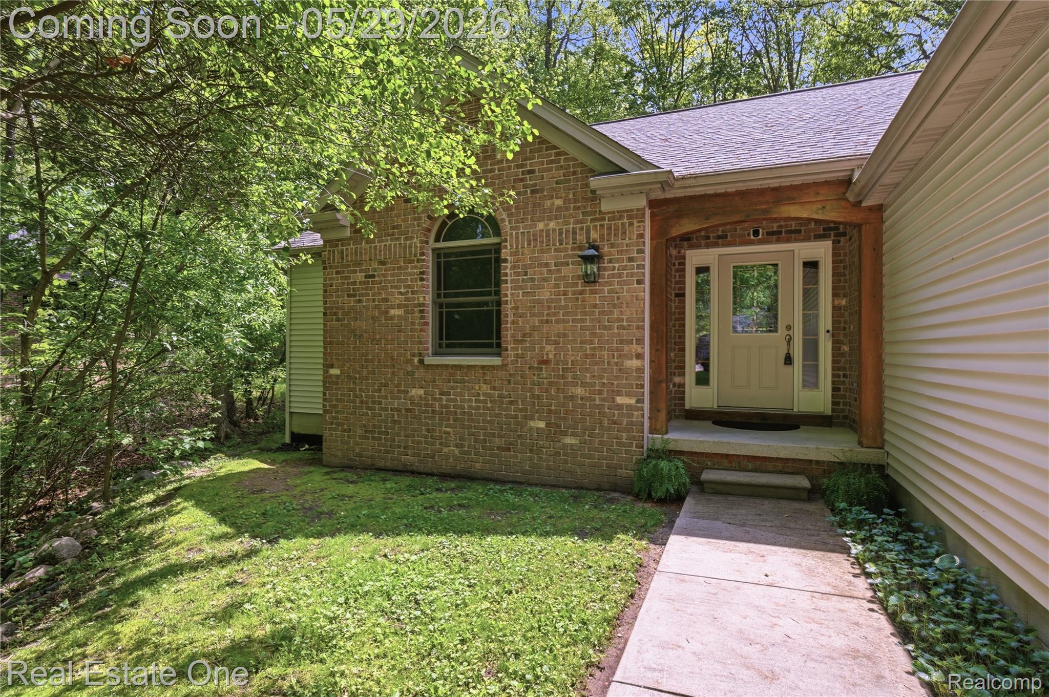 4640 Oak Lane