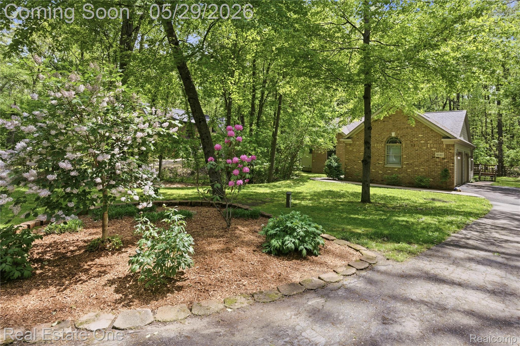 4640 Oak Lane