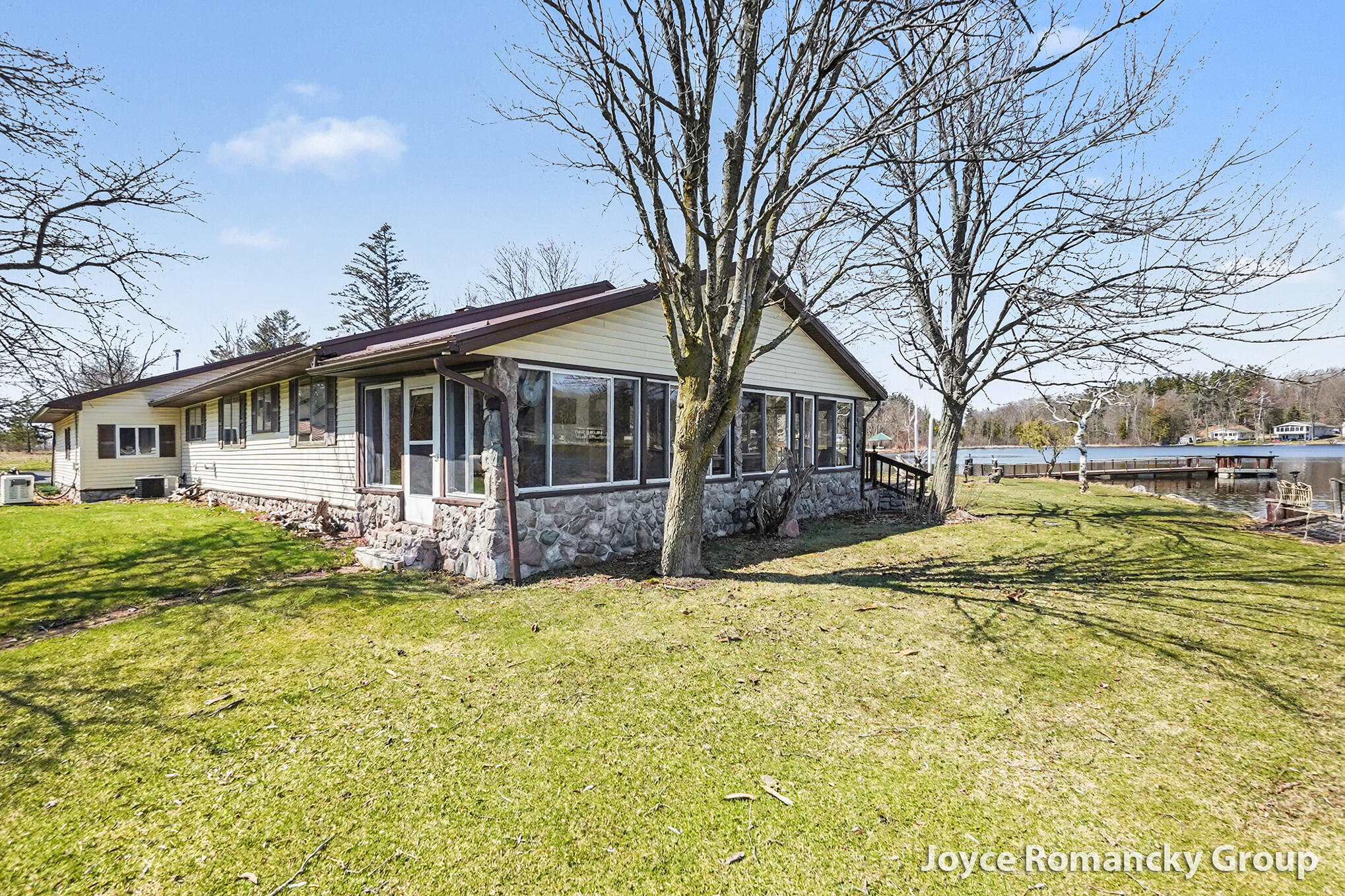 11235 W Broomfield Road