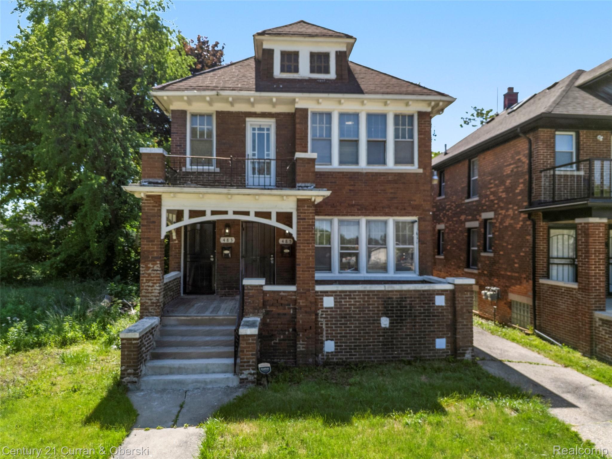 483 Philip Street