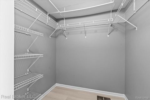 Tiny photo for 1546 Devon Lane, Troy City, MI 48084 (MLS # 20261003916)