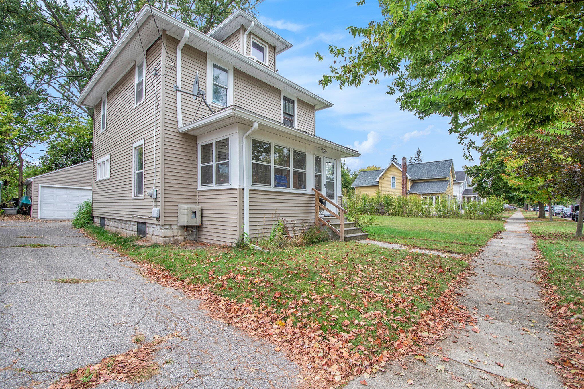 520 N Pleasant Street
