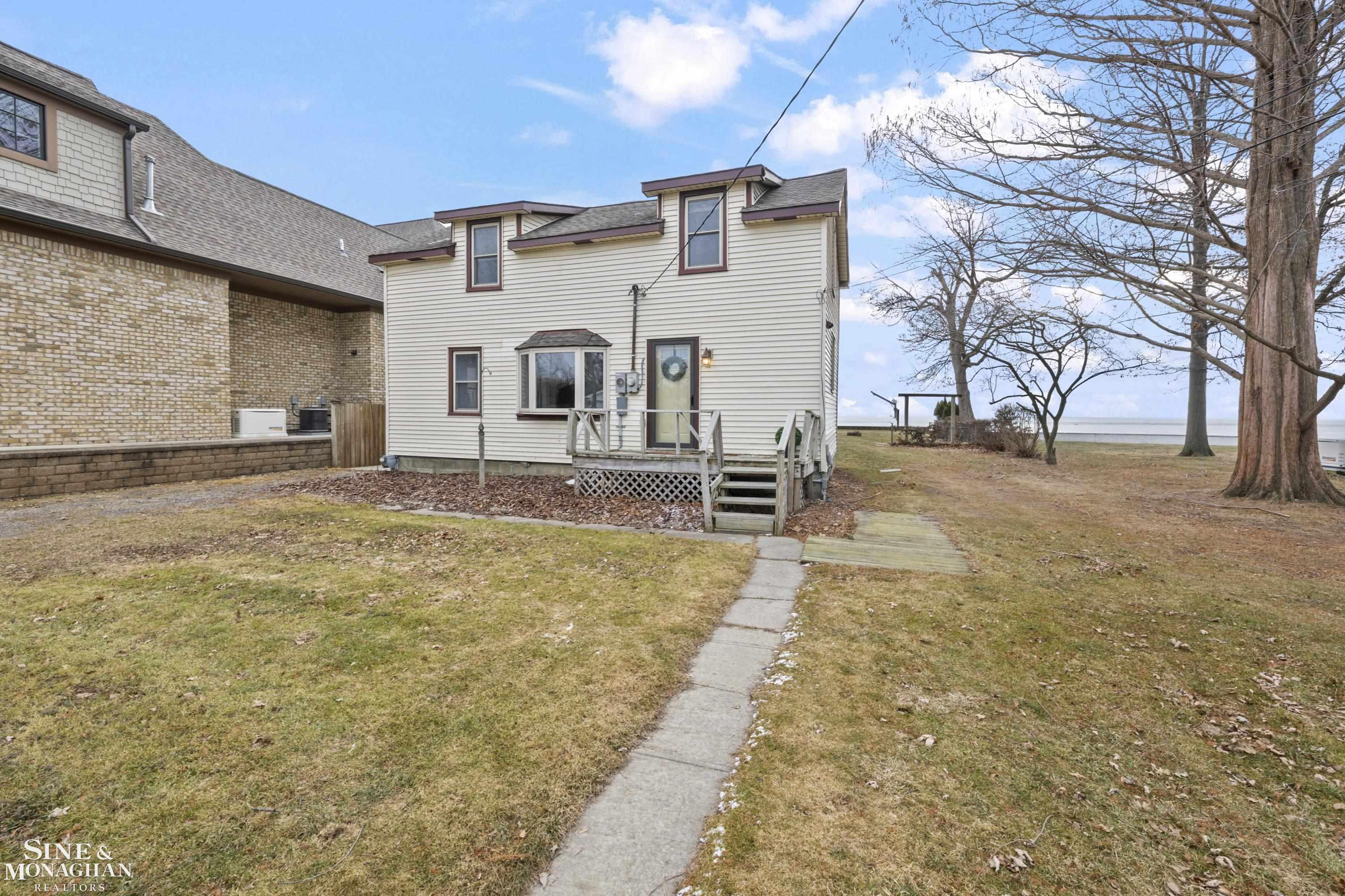 34590 Jefferson Avenue