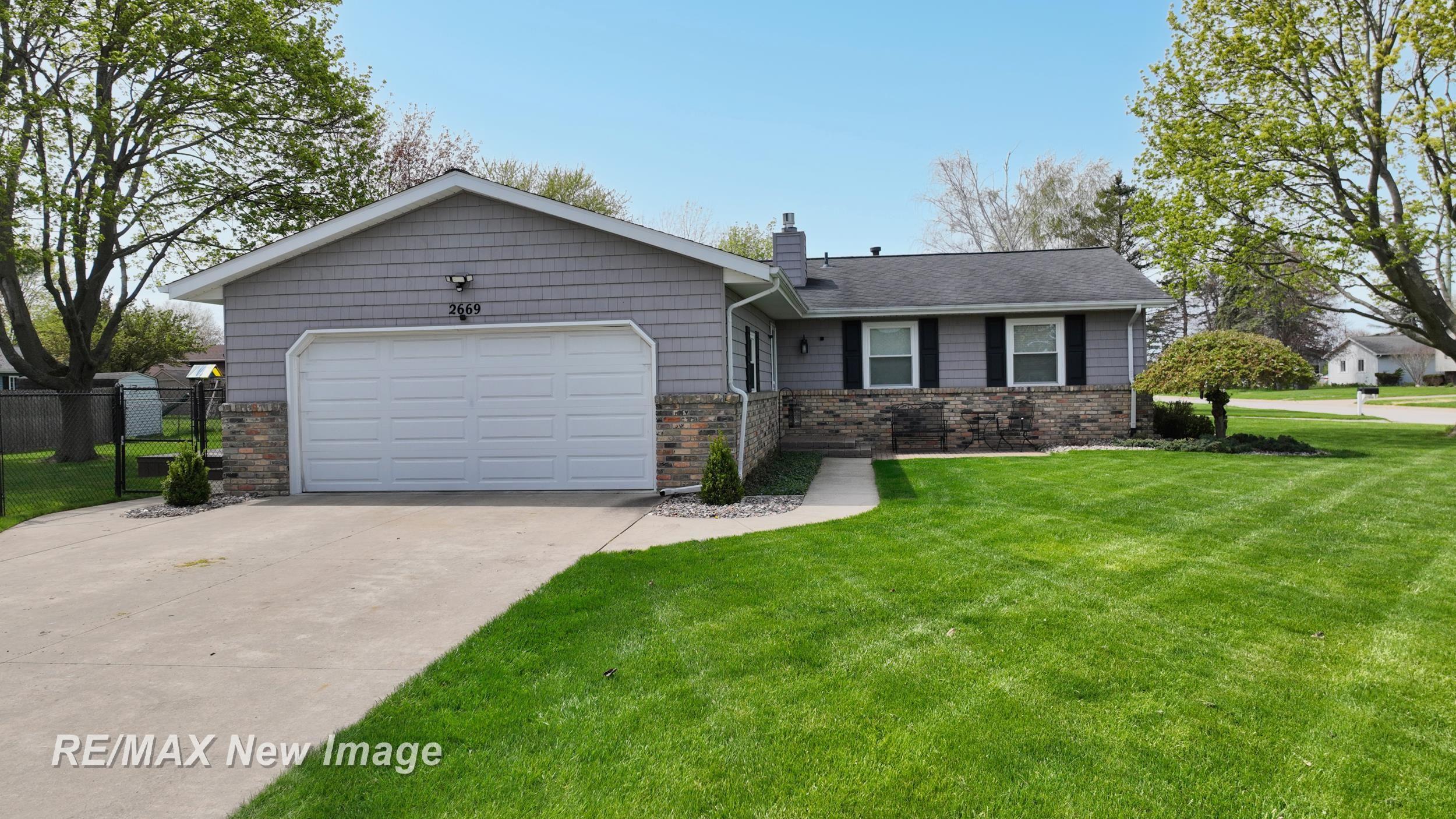 2669 Darwin Lane