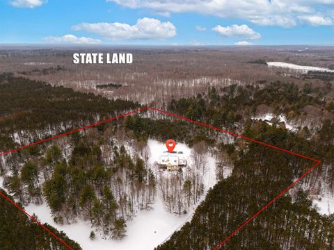 3855 Pulver Woods Drive Whitewater Township MI 49690