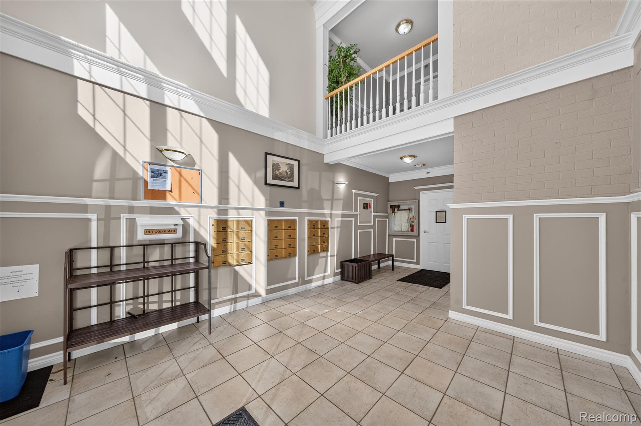 662 Purdy Street 318