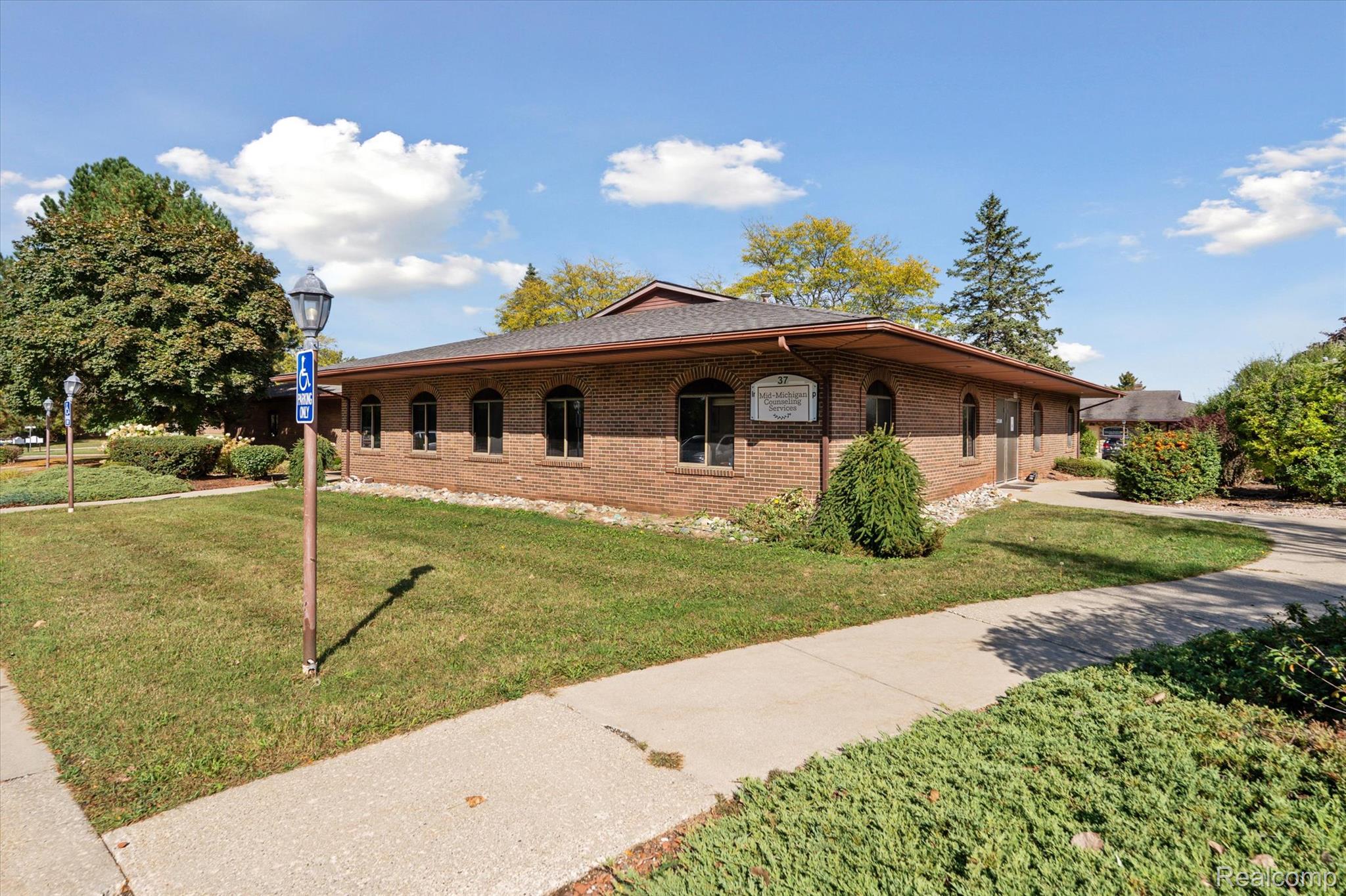 1117 Villa Linde Court