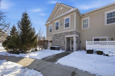 25938 MARITIME Circle S Harrison Charter Township MI 48045