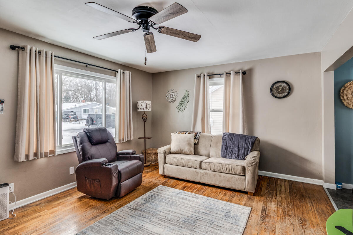 60 W Spaulding Avenue W