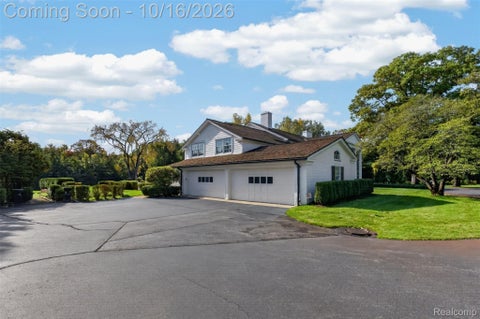 Tiny photo for 271 Lone Pine Road, Bloomfield Hills City, MI 48304 (MLS # 20261082559)