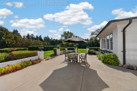 Tiny photo for 271 Lone Pine Road, Bloomfield Hills City, MI 48304 (MLS # 20261082559)