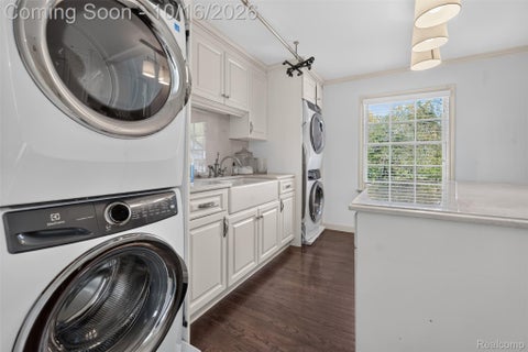 Tiny photo for 271 Lone Pine Road, Bloomfield Hills City, MI 48304 (MLS # 20261082559)