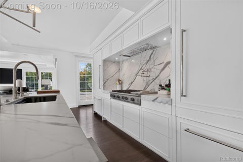 Tiny photo for 271 Lone Pine Road, Bloomfield Hills City, MI 48304 (MLS # 20261082559)
