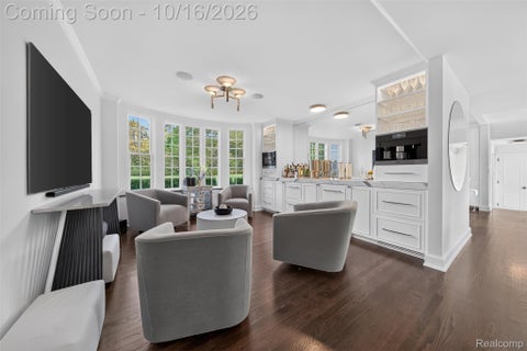 Tiny photo for 271 Lone Pine Road, Bloomfield Hills City, MI 48304 (MLS # 20261082559)