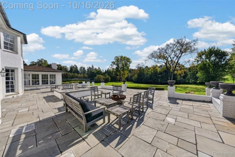 Tiny photo for 271 Lone Pine Road, Bloomfield Hills City, MI 48304 (MLS # 20261082559)
