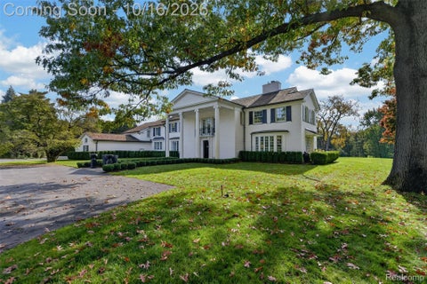 Tiny photo for 271 Lone Pine Road, Bloomfield Hills City, MI 48304 (MLS # 20261082559)