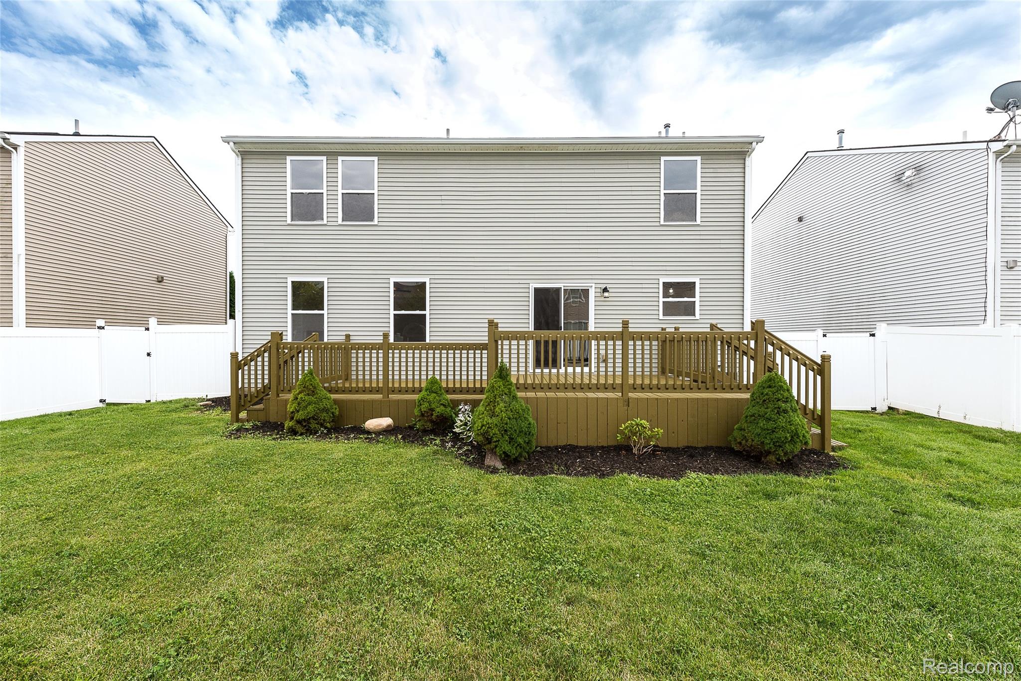 8067 Beechwood Boulevard