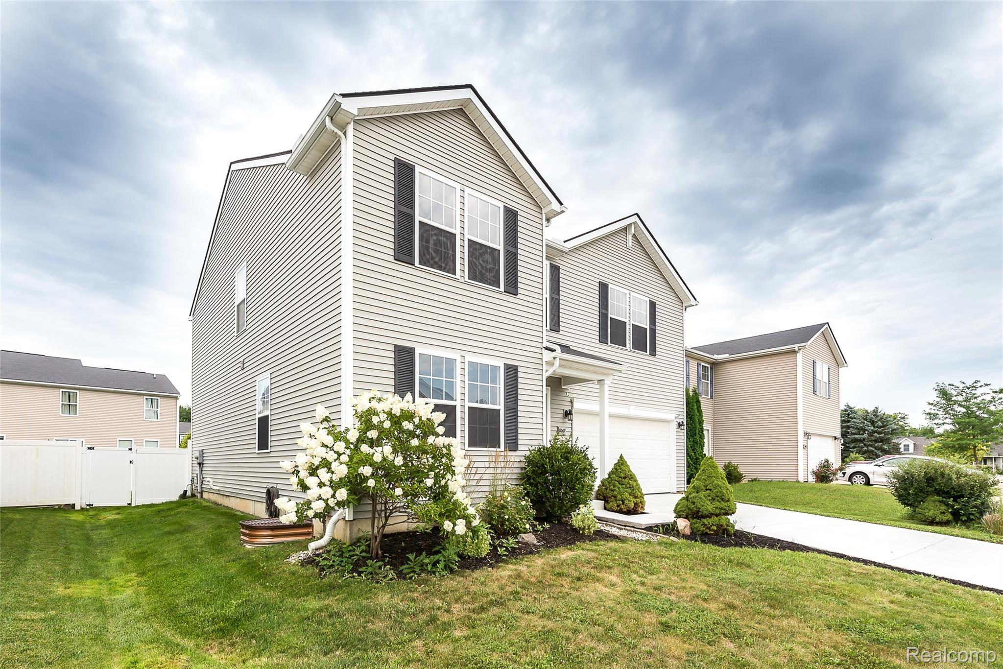 8067 Beechwood Boulevard