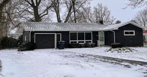 Photo of 932 Wedgewood Road, St Joseph Charter Township, MI 49085 (MLS # 71025062385)