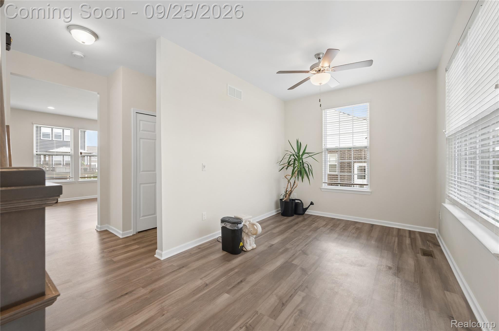 24886 Canoe Drive
