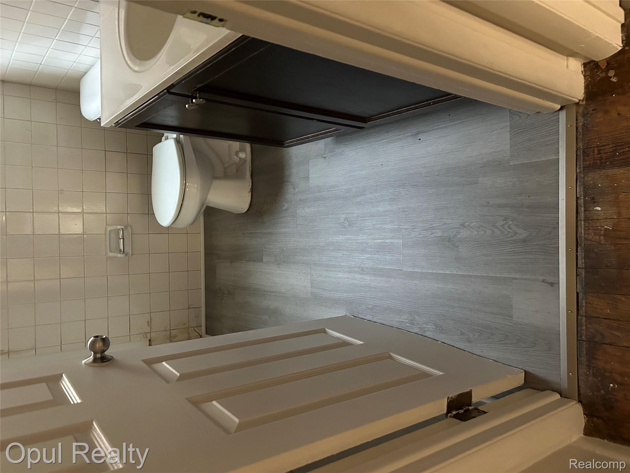 29985 Glenwood Street