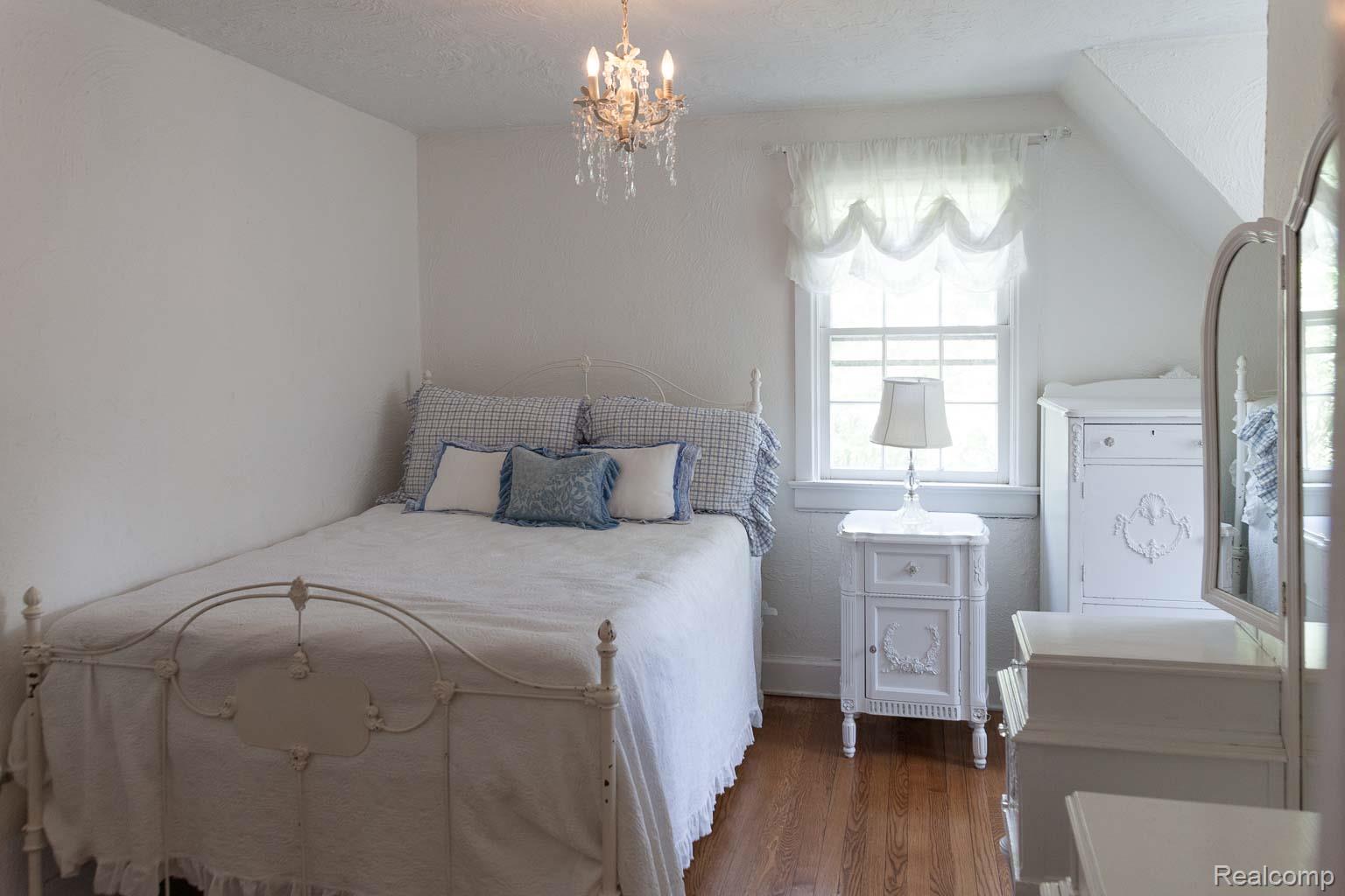 Birmingham City, Michigan 48009, United States, 3 Bedrooms Bedrooms, ,3 BathroomsBathrooms,Residential,Active,149949