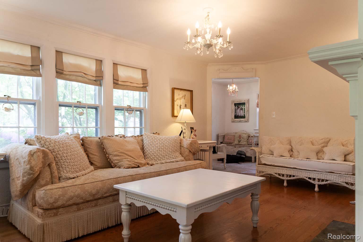 Birmingham City, Michigan 48009, United States, 3 Bedrooms Bedrooms, ,3 BathroomsBathrooms,Residential,Active,149949