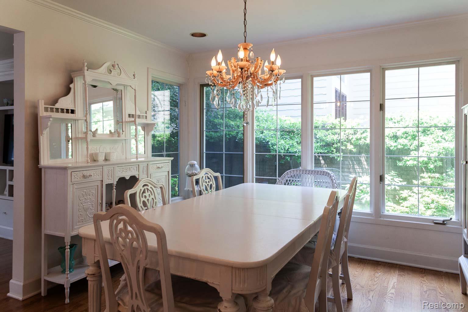 Birmingham City, Michigan 48009, United States, 3 Bedrooms Bedrooms, ,3 BathroomsBathrooms,Residential,Active,149949