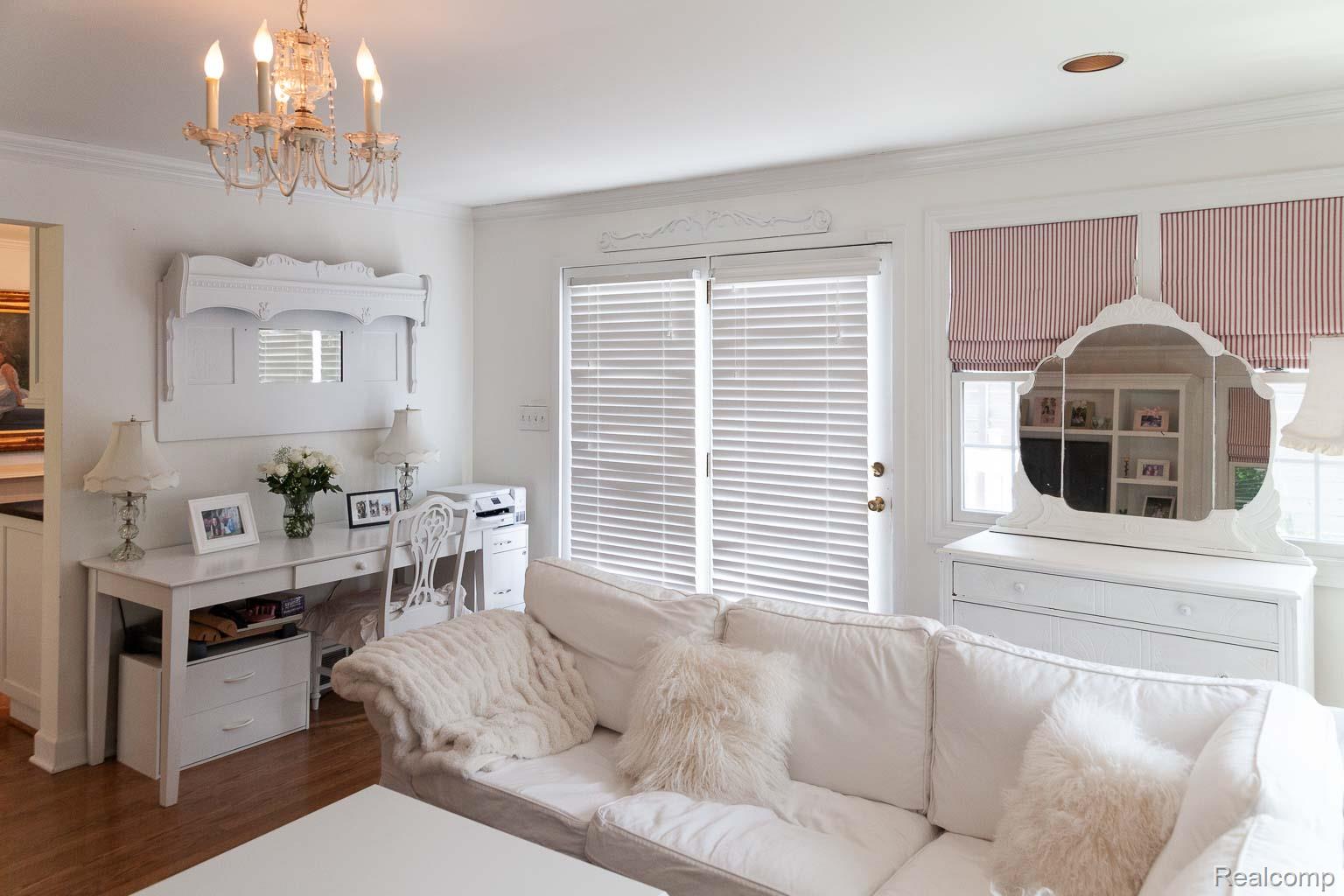 Birmingham City, Michigan 48009, United States, 3 Bedrooms Bedrooms, ,3 BathroomsBathrooms,Residential,Active,149949