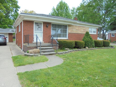 Photo of 18138 22 Mile Road, Macomb Township, MI 48044 (MLS # 58050222569)