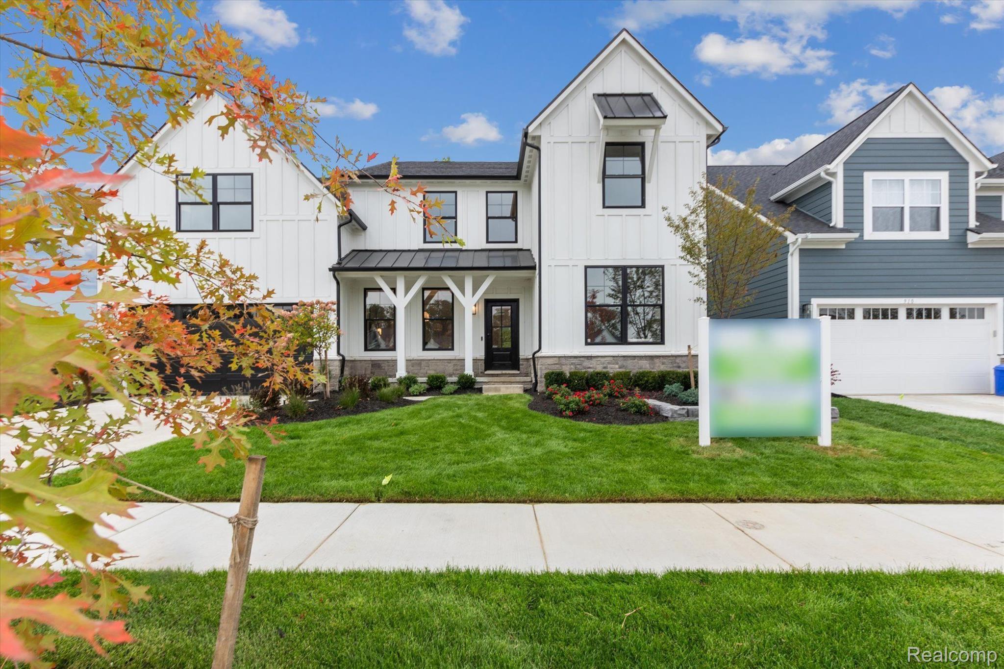 50272 Hedgewood Drive