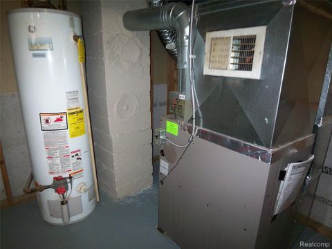 Tiny photo for 7259 Packard Avenue, Warren City, MI 48091 (MLS # 20261016385)