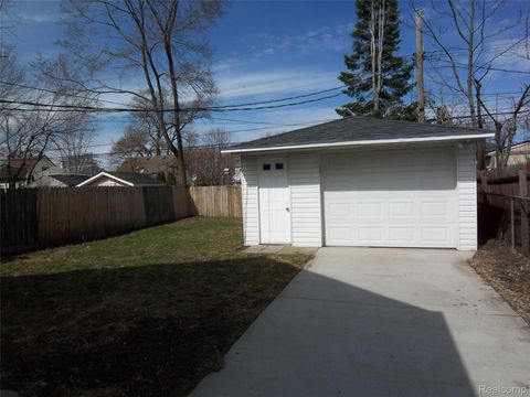 Tiny photo for 7259 Packard Avenue, Warren City, MI 48091 (MLS # 20261016385)