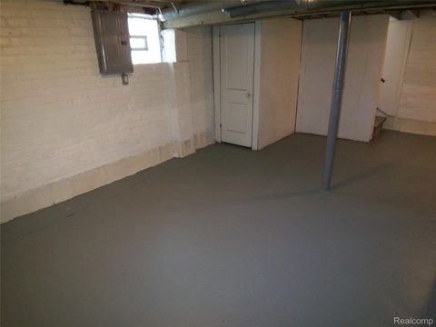 Tiny photo for 7259 Packard Avenue, Warren City, MI 48091 (MLS # 20261016385)