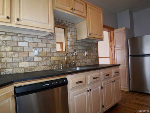 Tiny photo for 7259 Packard Avenue, Warren City, MI 48091 (MLS # 20261016385)