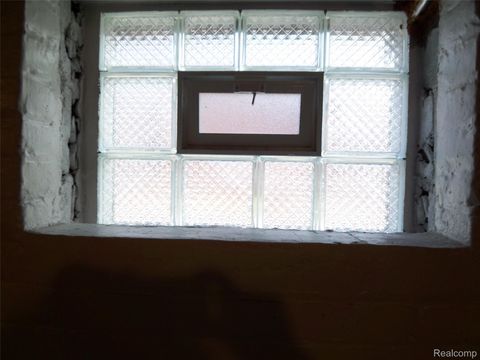 Tiny photo for 7259 Packard Avenue, Warren City, MI 48091 (MLS # 20261016385)