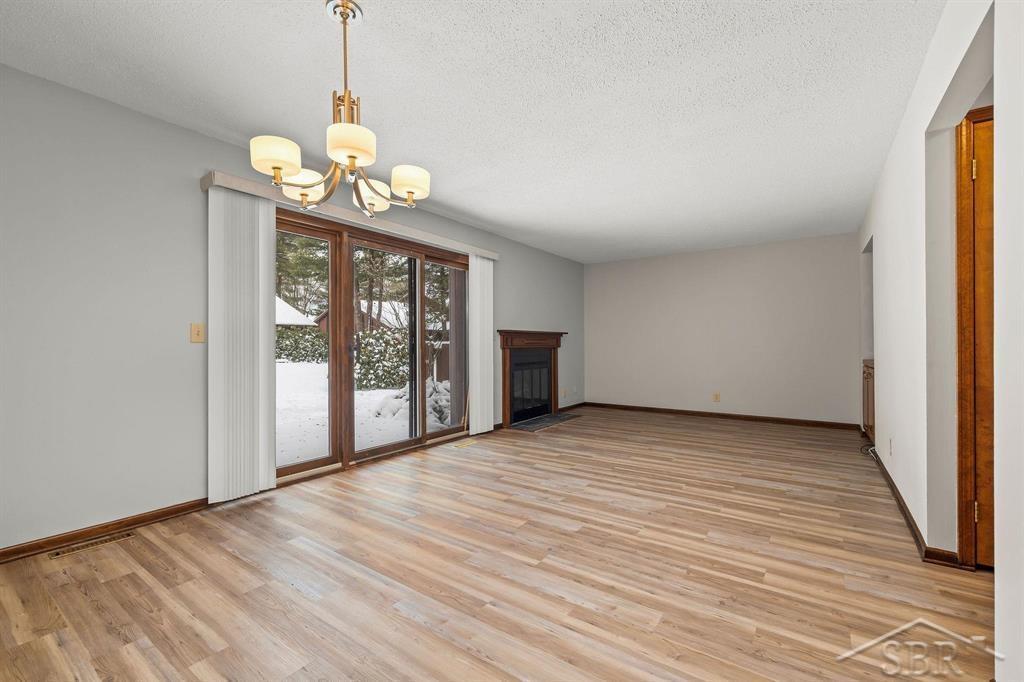 4903 Grandview Circle