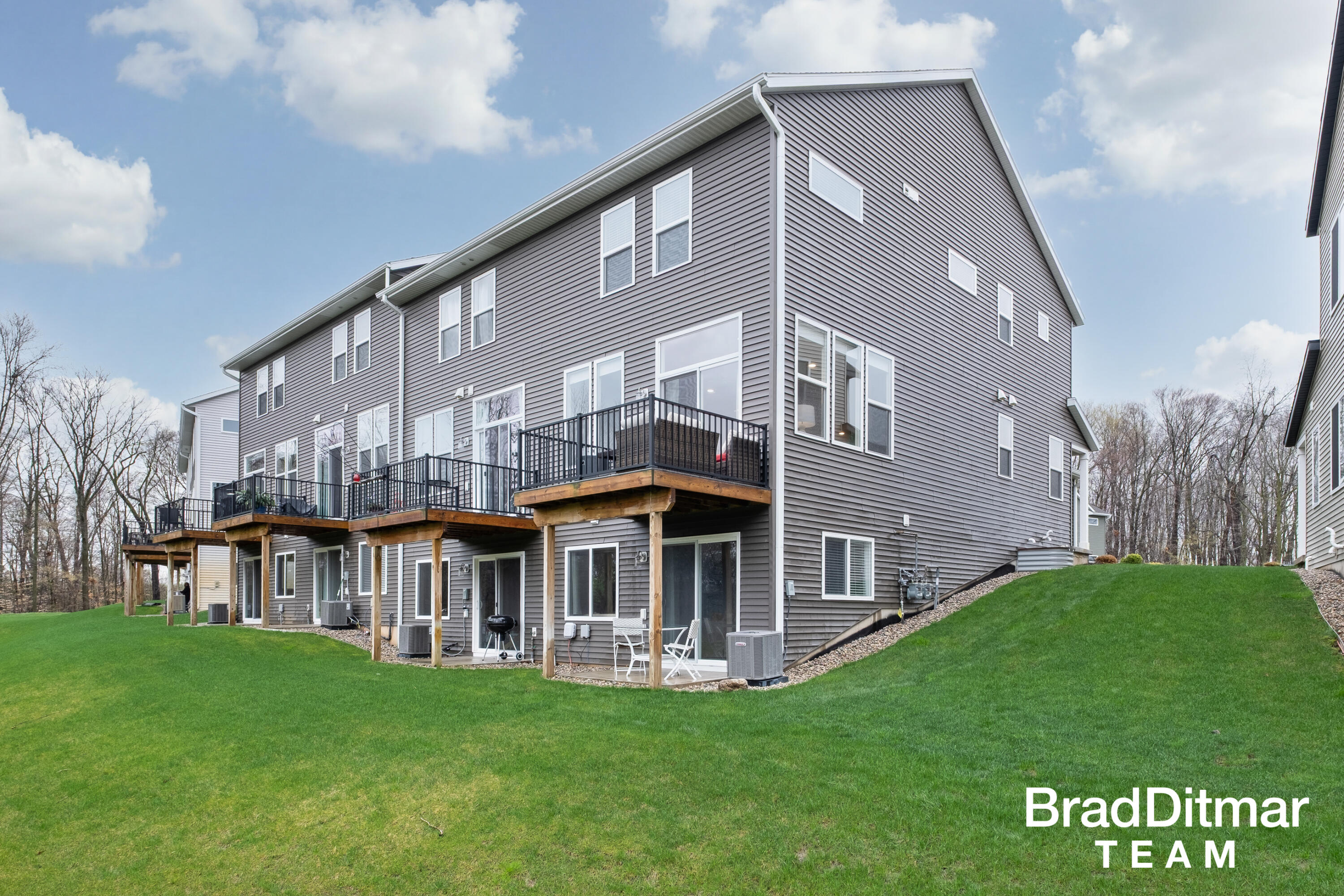 2313 Watertown Way NE 22