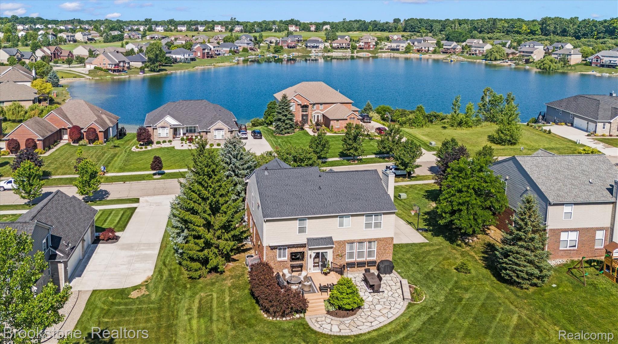 1161 Glass Lake Circle