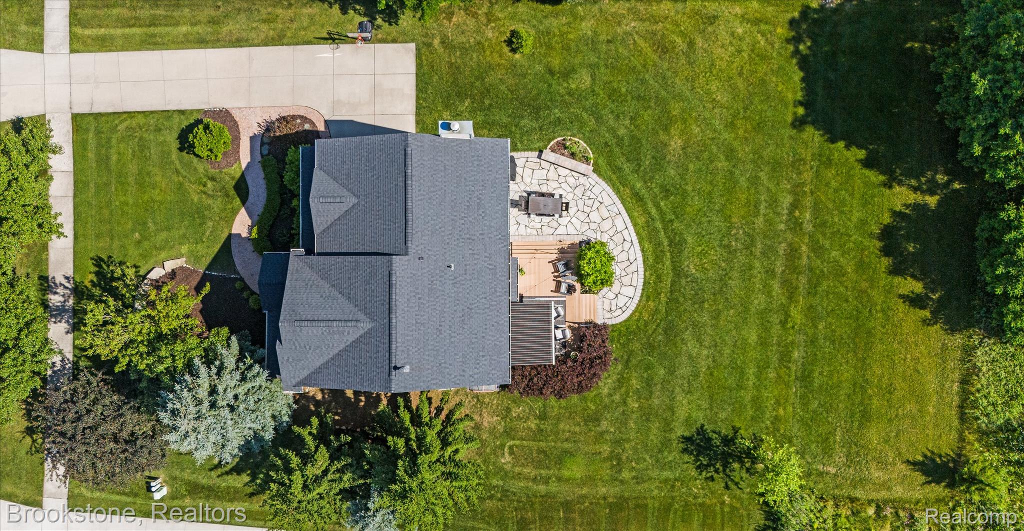 1161 Glass Lake Circle