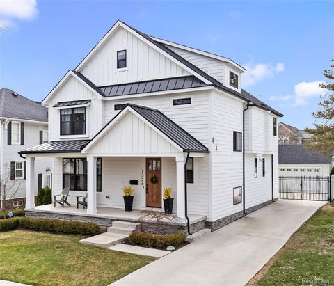 1326 Cedar Drive Birmingham City MI 48009