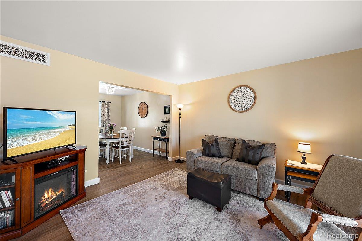32080 Sherwood