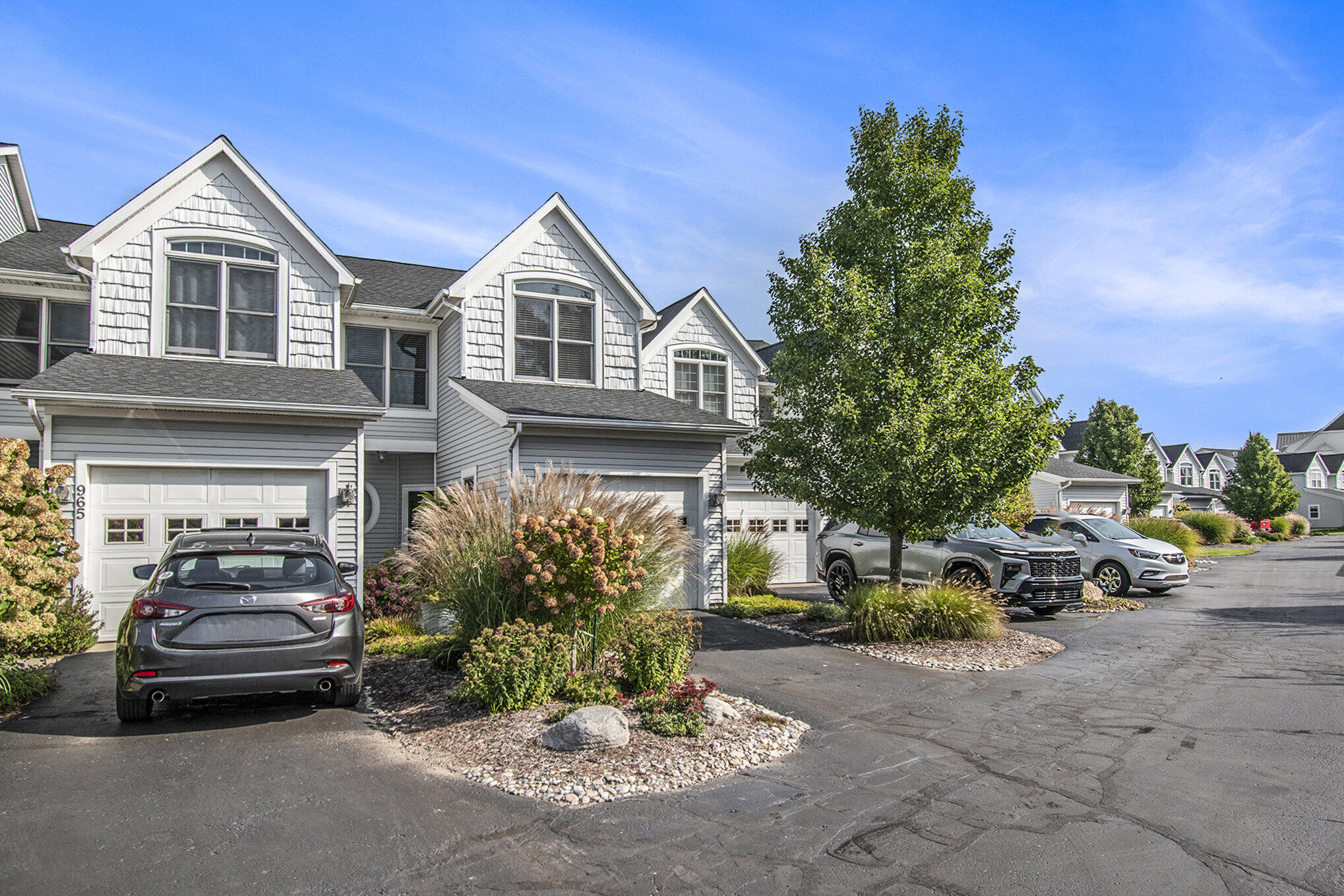 963 W Savidge Street